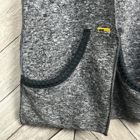 Lole Blue Scarf With Pockets - Picture 4 of 7